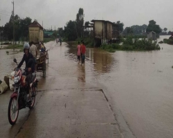 তাহিরপুরে বৃষ্টিতে বেড়েছে নদ-নদীর পানি